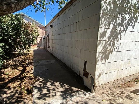 3rd image of 307 Whitaker Ave