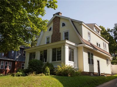 211 Twin Hills Dr, Syracuse, NY, 13207