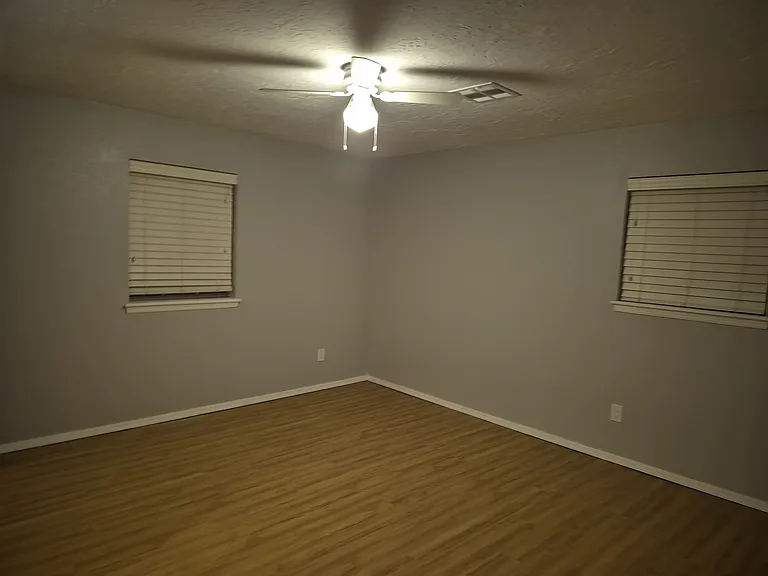 1414 E Boyd St — Photo 22