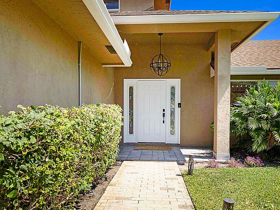 3rd image of 4093 Palo Verde Drive