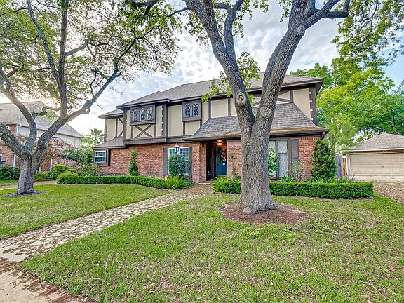 2nd image of 11522 Meadow Lake Dr