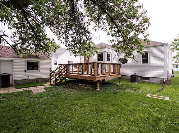 5th image of 3032 Avenue F