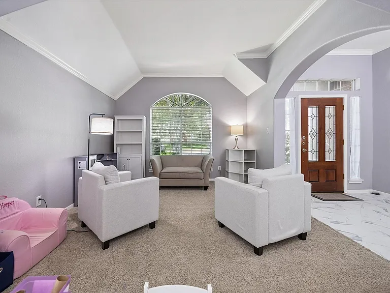 5918 Amherst Ct — Photo 4