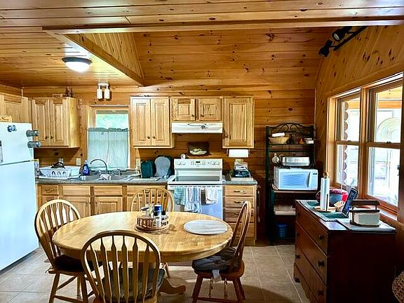 5th image of 156 Hussey Road