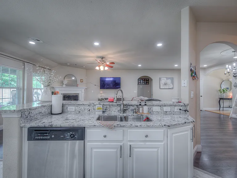 4808 S 194th East Ave — Photo 6