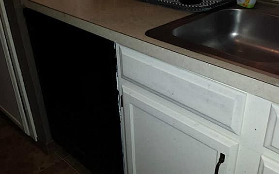 5th image of 3934 Georgetown Dr
