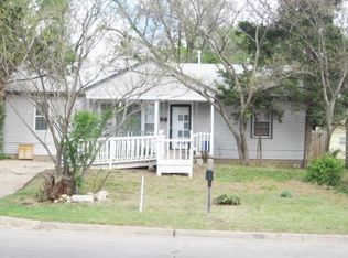 2438 N Grove St, Wichita, KS 67219