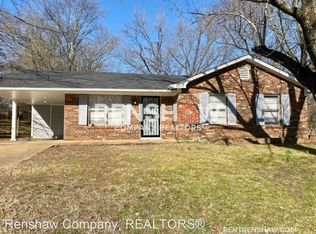 4215 University St, Memphis, TN 38127