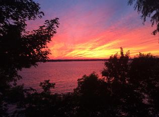 21 Crescent Avenue #FL 1ST, Riverside, RI 02915