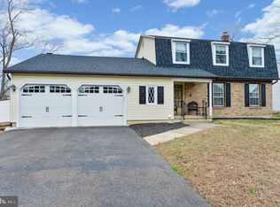 236 Roberts Dr, Somerdale, NJ 08083