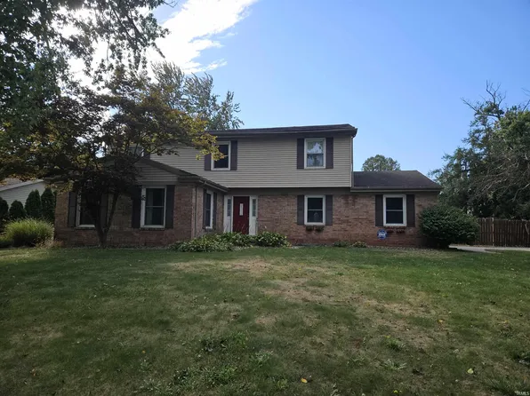 1521 Ash Dr E, Elkhart, IN 46514