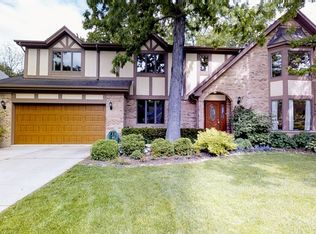 985 Aster Ln, West Chicago, IL