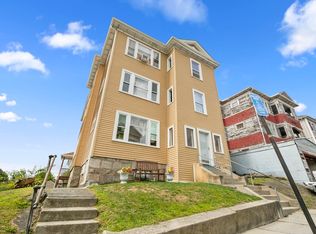 1 N Woodford St, Worcester, MA 01604
