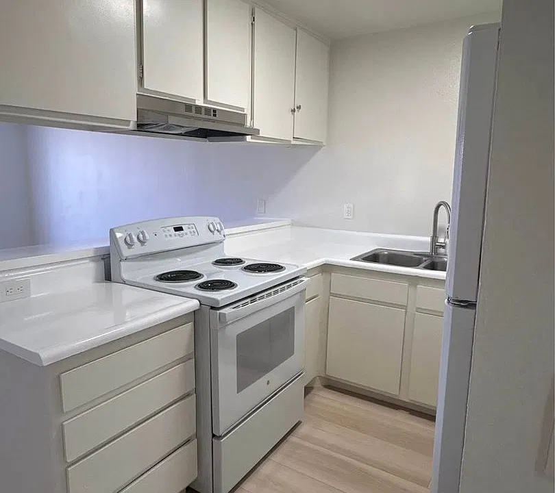 Woodman Apartments