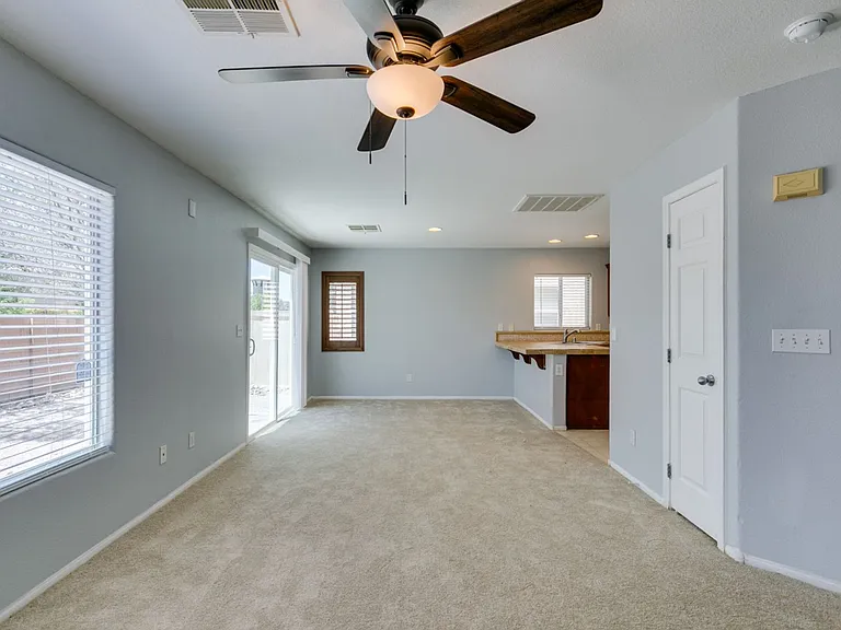 8433 Spencer Canyon St — Photo 16