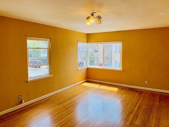 4th image of 626 E 19th St