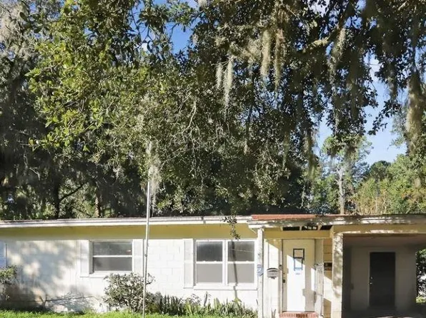 3114 Peach Dr, Jacksonville, FL 32246