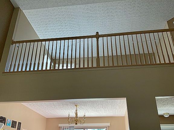 4th image of 8566 Olenbrook Dr