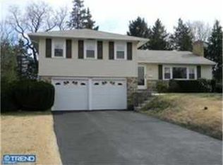 720 Parker Ln, Springfield, PA 19064
