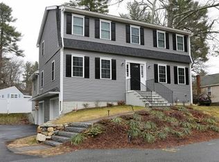 44 Ossamequin Rd, Billerica, MA 01821