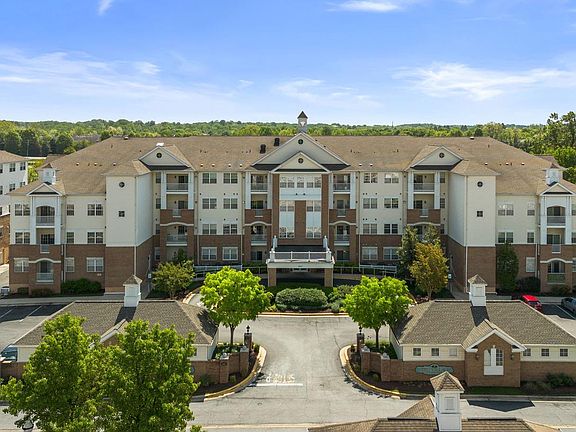 5th image of 2605 Chapel Lake Dr APT 312