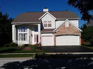 1126 Hadley Cir, Gurnee, IL 60031
