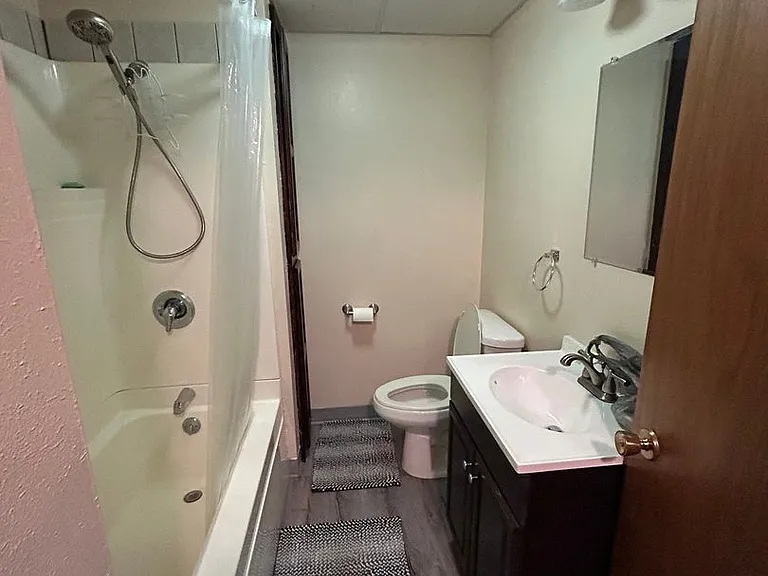 3470 S Hillcrest Dr — Photo 12