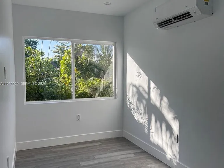 5800 SW 122nd Ave #2 — Photo 4