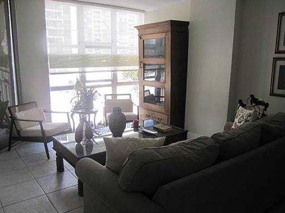 3rd image of 1915 Brickell Ave #405C