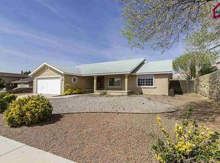 2817 Cloudcroft Cir, Las Cruces, NM 88011
