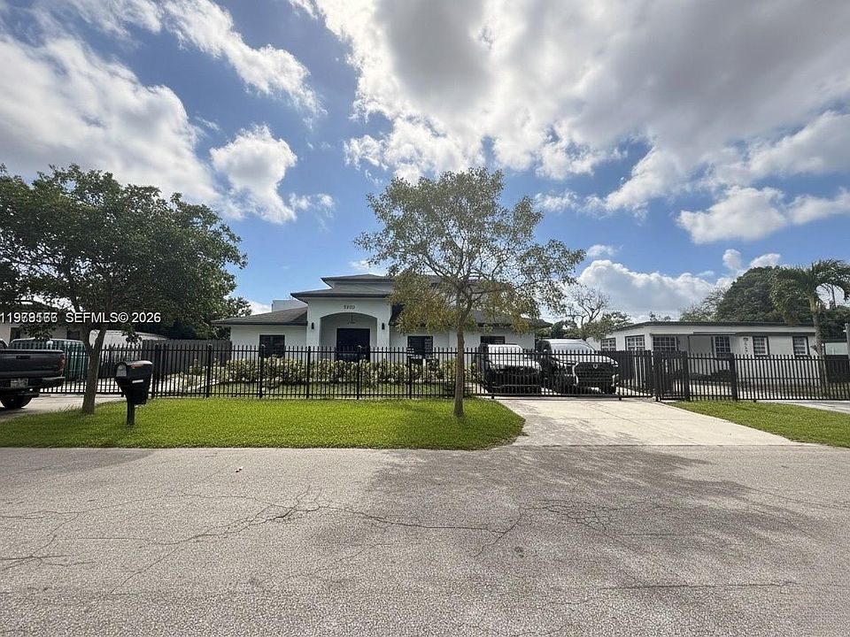1st image of 1720 NW 110th Ter