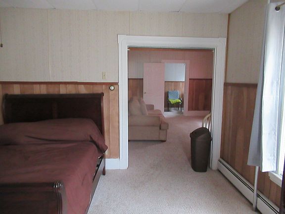 5th image of 28 South Ave