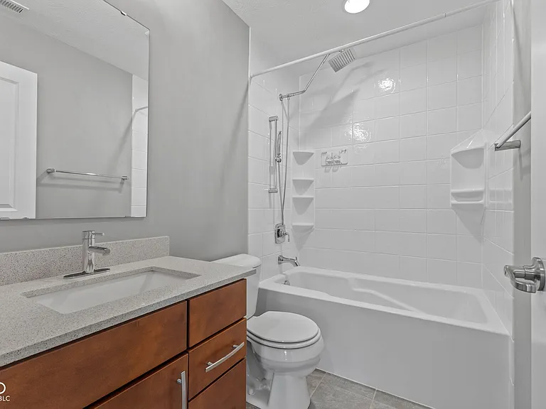 13093 Grand Vue Dr — Photo 33