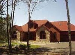 7095 Bonkowski Rd, Three Lakes, WI 54562