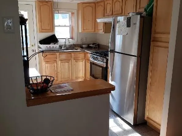 2214 S 8th St, Philadelphia, PA 19148