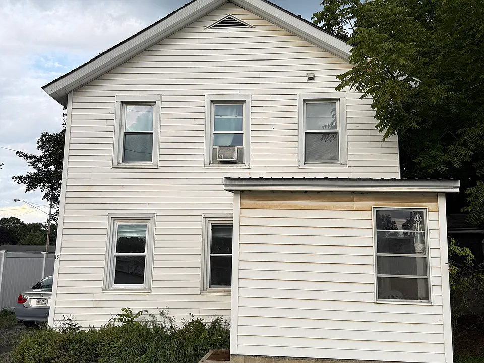 13 Saint John St #1