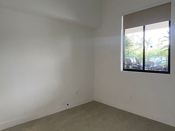 3rd image of 2500 NE 182nd Ter #A1