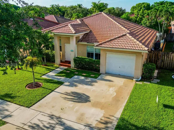 14014 N Cypress Cove Cir, Davie, FL 33325