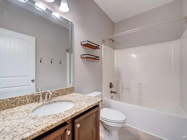 4018 Brook Stone Dr — Photo 15