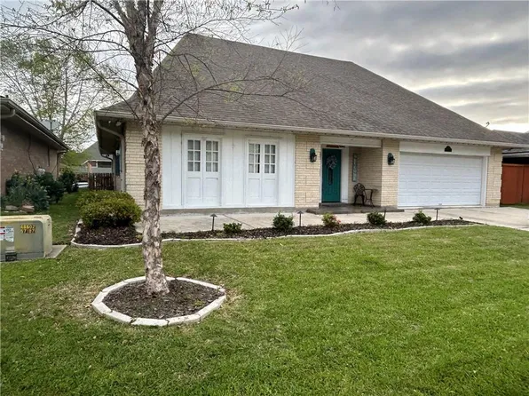 320 Eden Isles Blvd, Slidell, LA 70458