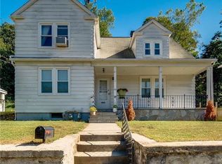 114 Hodge Ave, Ansonia, CT 06401