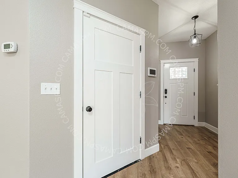 620 NW Ivy St — Photo 18