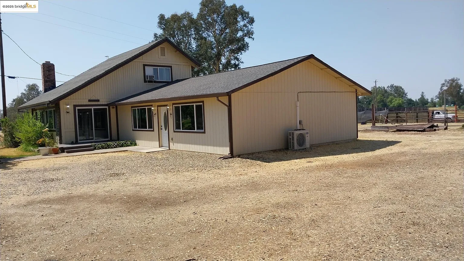 1408 Riosa Rd photo 1