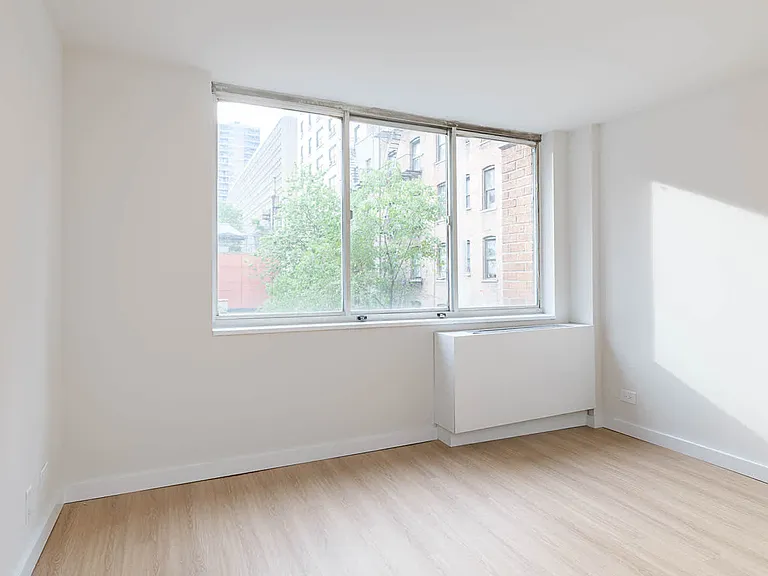 730 Columbus Ave #2N — Photo 23