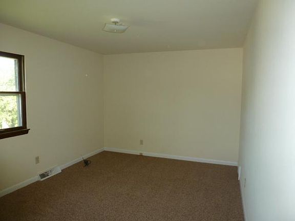 4th image of 9800 W Michigan Blvd