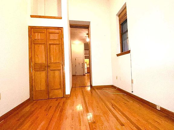 4th image of 24 W 87th St APT 1B