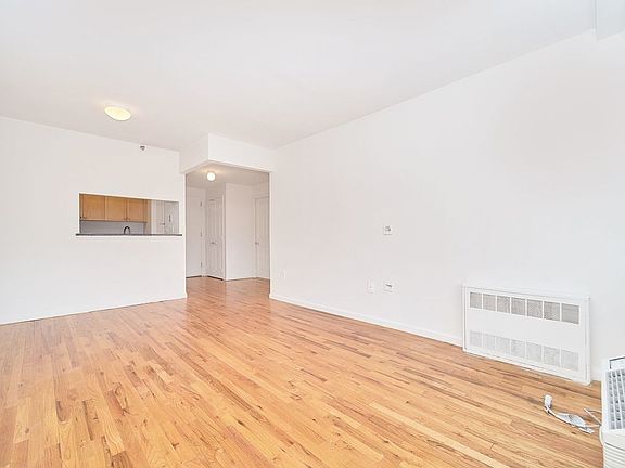 4th image of 279 W 117th St APT 4M