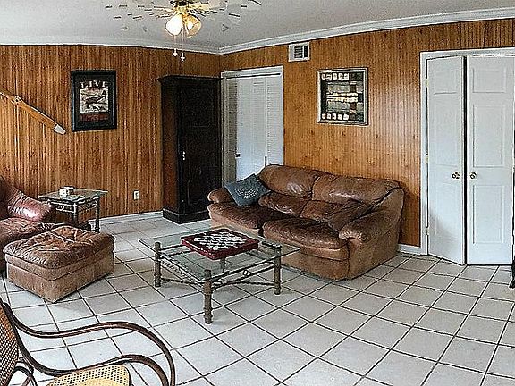 5th image of 9906 Golden Meadow Dr