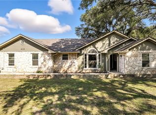 415 Lazy Ln, San Marcos, TX 78666