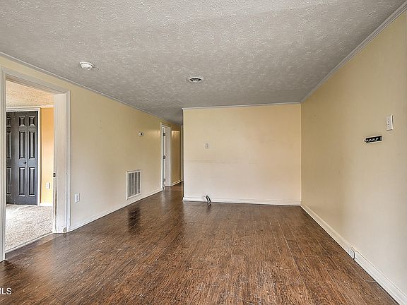 4th image of 12338 Reedy Creek Rd